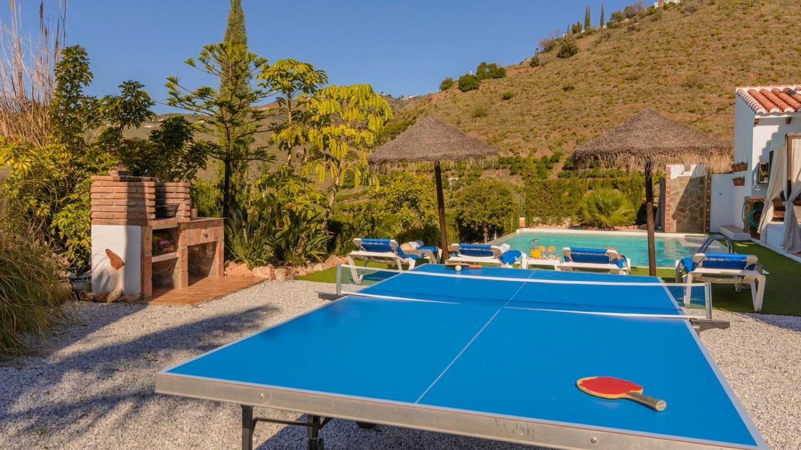 Villa Las Palmeras De Torrox By Ruralidays Eksteriør bilde