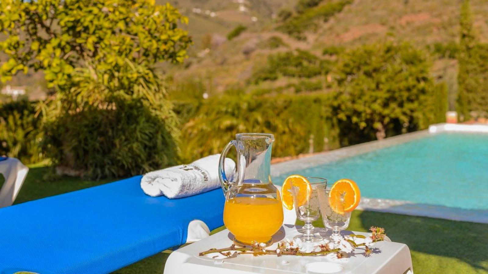 Villa Las Palmeras De Torrox By Ruralidays Eksteriør bilde