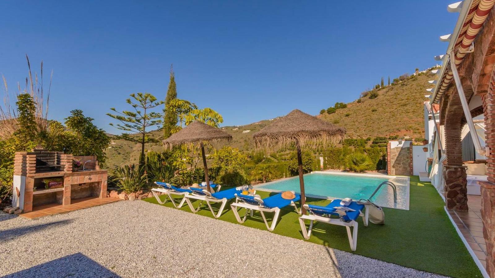 Villa Las Palmeras De Torrox By Ruralidays Eksteriør bilde