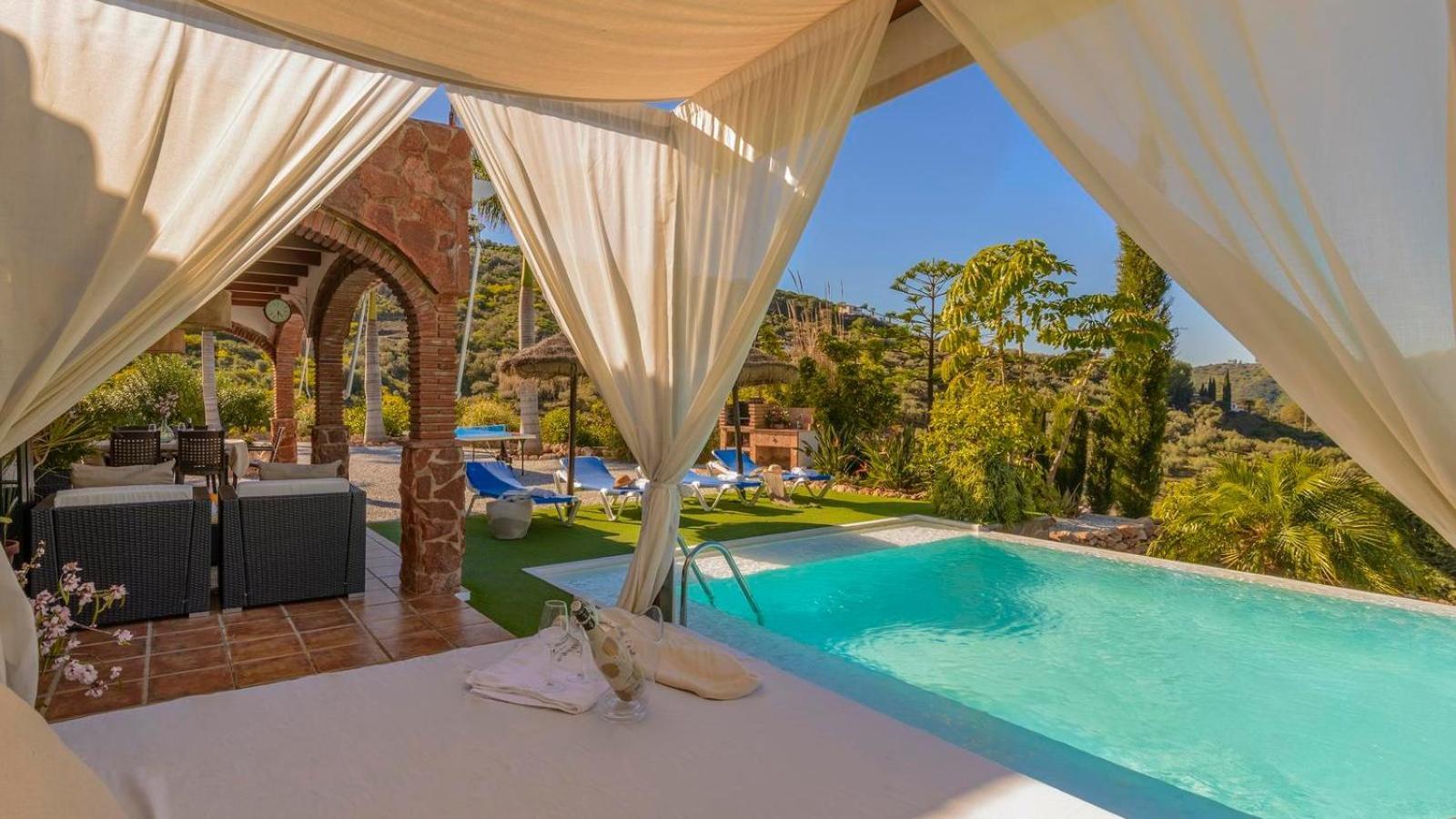 Villa Las Palmeras De Torrox By Ruralidays Eksteriør bilde