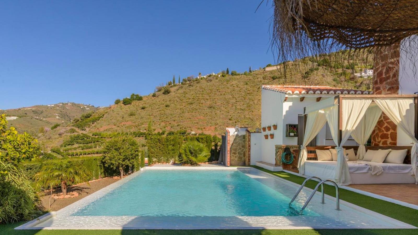 Villa Las Palmeras De Torrox By Ruralidays Eksteriør bilde